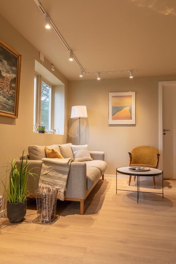 Elegant Apartment In City Centre トロムソ エクステリア 写真